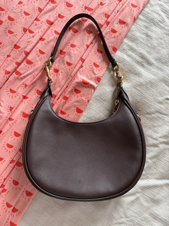 Coach Handbags - Coach Jonie 22 Glovetanned Leather Bag in Maple